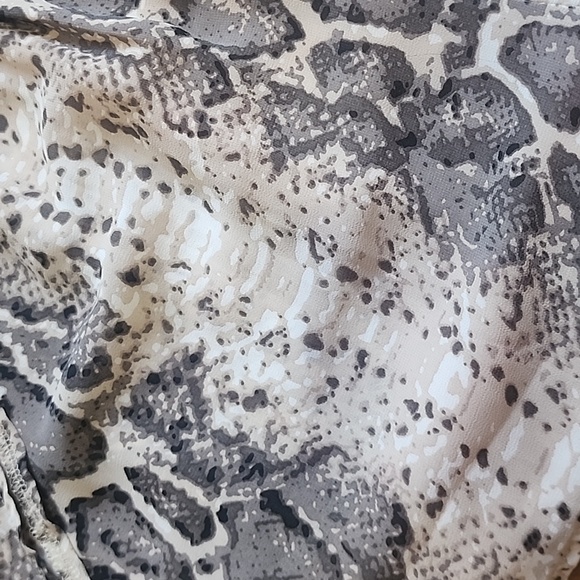 Fashion nova jumper - Picture 2 of 2